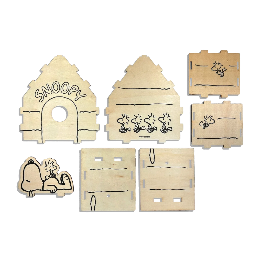 Ooly® x Peanuts®: Color-in' Wooden Birdhouse Kit