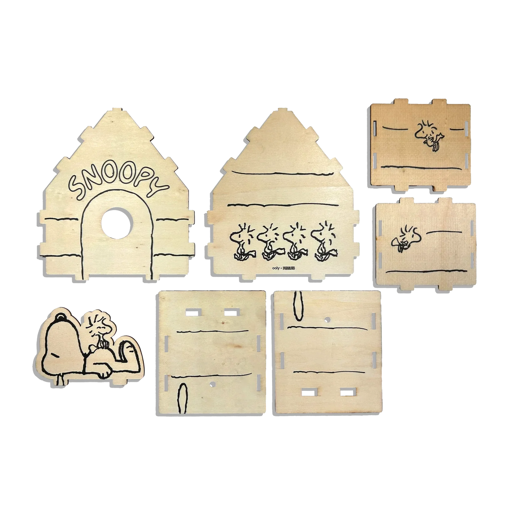 Ooly® x Peanuts®: Color-in' Wooden Birdhouse Kit
