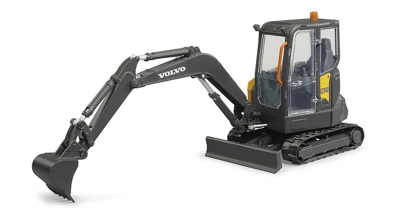 Bruder® Volvo Compact Excavator ECR40
